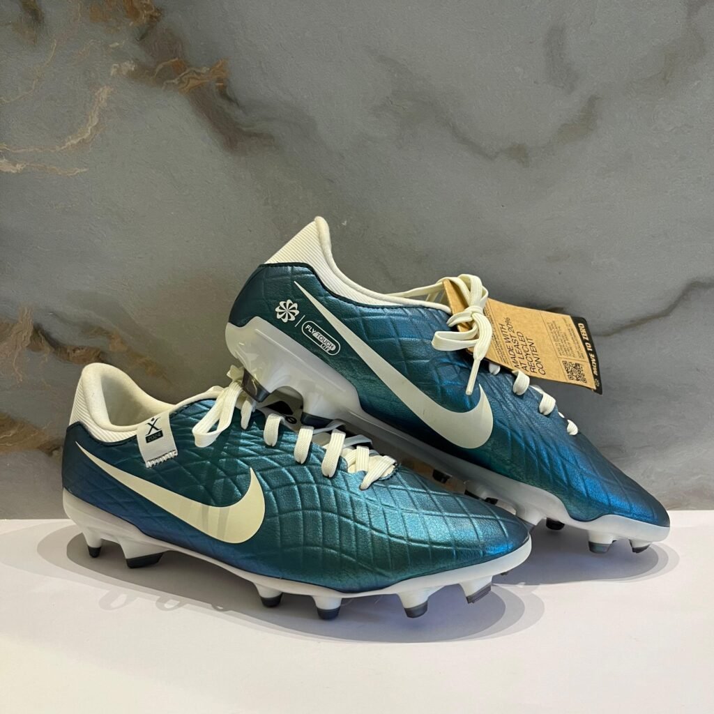 Nike Men's Legend 10 Academy Fg/Mg 30 Running Shoes MRP 7500 OUR PRICE 2800