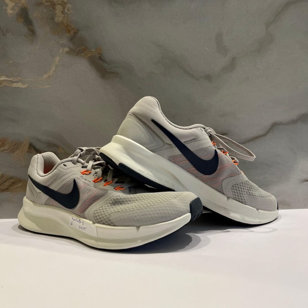 NIKE RUN SWIFT 3